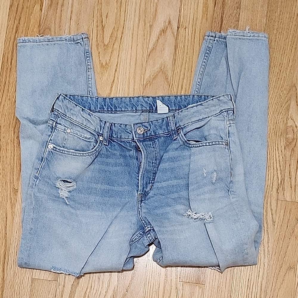 H&M Light Blue Distressed Boyfriend Jeans